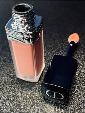 Dior Rouge Dior Forever Liquid Lipstick – Shade 100 (Nude)